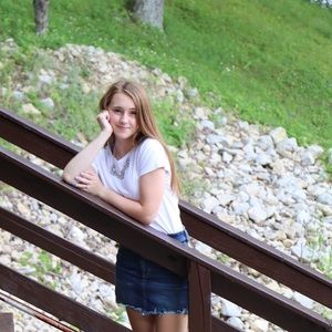 Meet your Posher, Katie